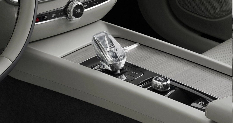 Volvo V60 cena 224900 przebieg: 7, rok produkcji 2024 z Łask małe 56